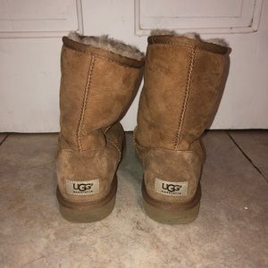 UGG Shoes - Classic Short UGG’s UGG Shoes - Classic Short UGG’s